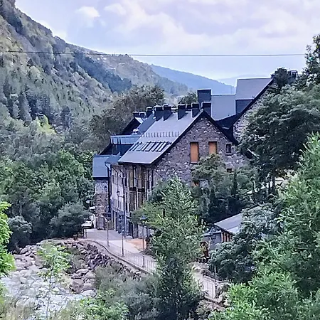 Apartament Atico La Flor Del Sol Canfranc Zewnętrze zdjęcie